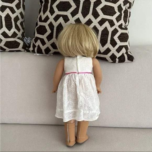 AMERICAN GIRL DOLL PLEASANT DOLL COMPANY ORIGINAL AUTHENTIC GREAT
CONDITION - Picture 4 of 11